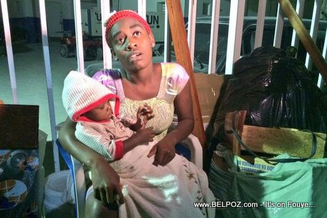 PHOTO: Child and Baby Deported at Midnight from the Dominican Republic to Haiti